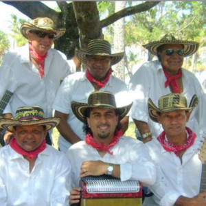 Los Corraleros de Miami en concierto